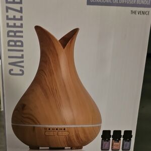 Ultrasonic oil diffuser